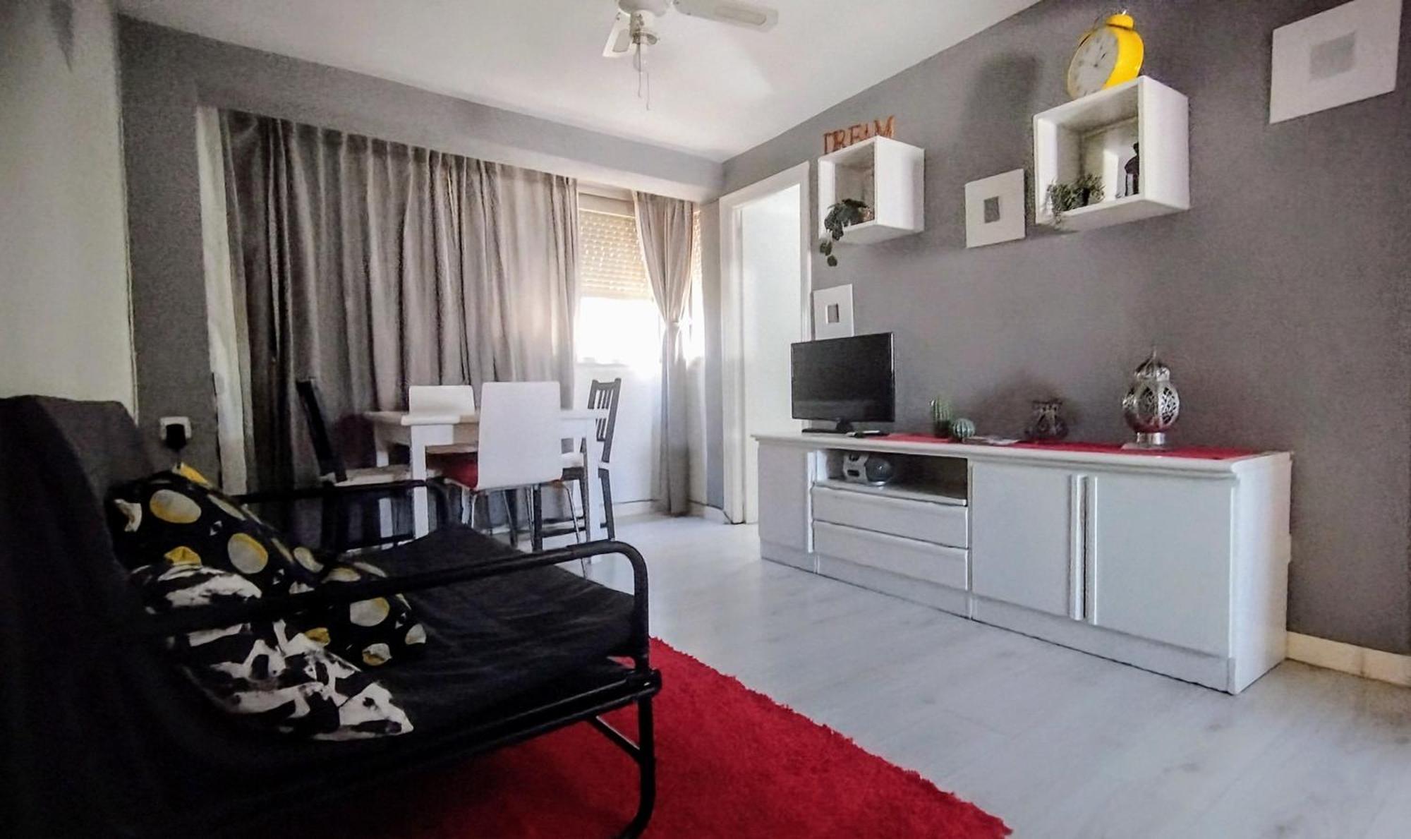 Apartamento 1 Dormitorio Y Salon Con Sofa Cama Bien Comunicado Con El Centro Sevilla Buitenkant foto